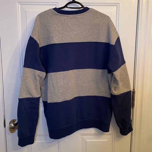 ROOTS - Men’s Striped Crewneck Sweater - Picture 3 of 5